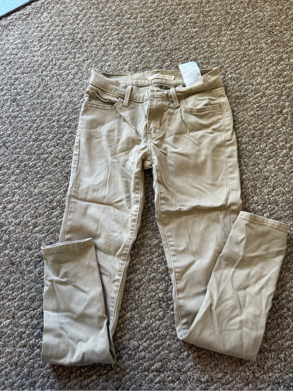 Levi's Skinny Jeans in Light Khaki